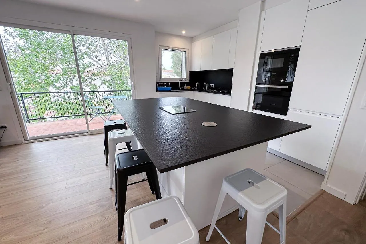 شقة Can Romy Appartement T3 E - A 20M De La Plage De Cala Montgo Torroella de Montgrí إسبانيا
